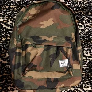 Herschel Army camo backpack